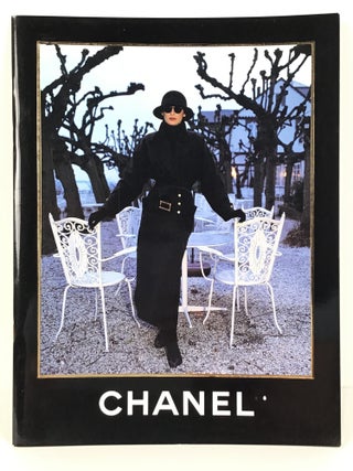 Item #67992 Chanel Collection Automne - Hiver 1989-1990. Chanel Boutique